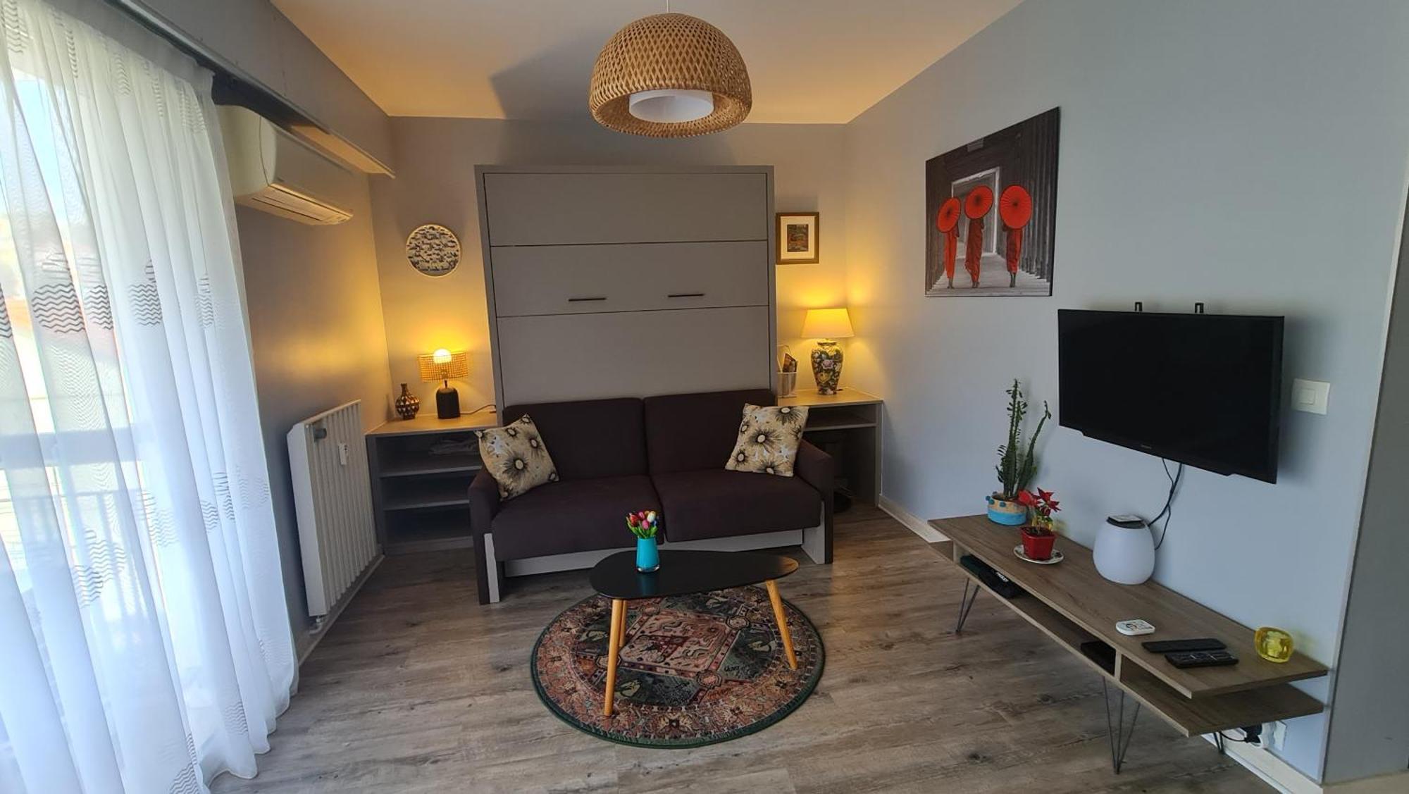 Golfe Juan Studio Валорис Екстериор снимка