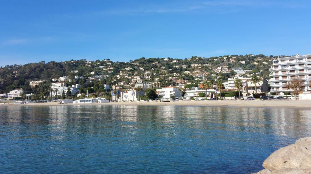 Golfe Juan Studio Валорис Екстериор снимка